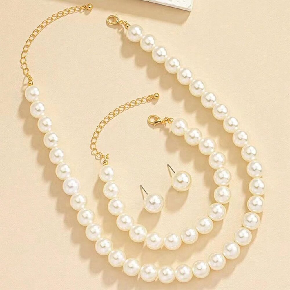 Classic Pearl Necklace and Elegant Earrings for Bridesmaids – Chic Wedding Set - Picture 7 of 9